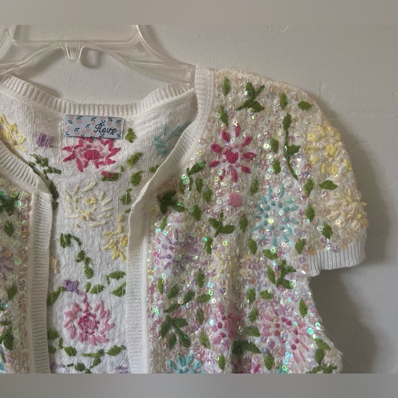 🆕 Sequin Floral Short Sleeve Cardigan - Picture 3 of 8